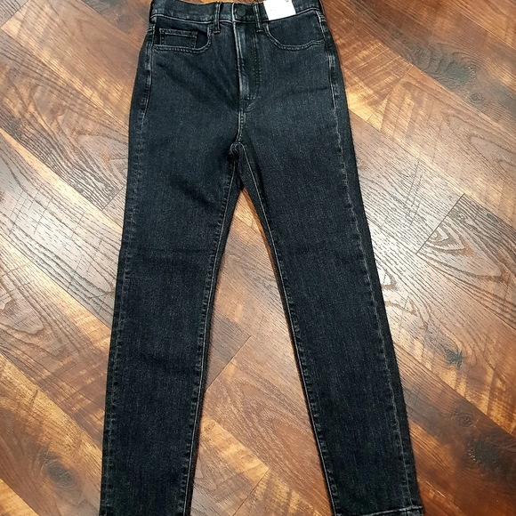 ⭐️ EXPRESS SLIM ANKLE SUPER HIGH RISE JEANS - Picture 5 of 8